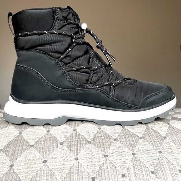 Ryka Brea Black Cold Weather Hi-Top Sneaker Booties w/ Plush Fit Women Size 8.5 - Picture 3 of 13